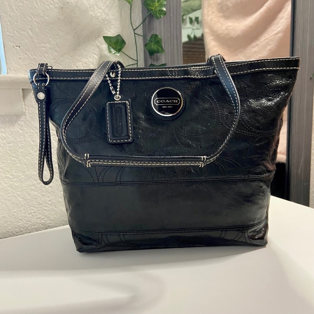 Black Coach Patent Leather Tote Bag F15142
